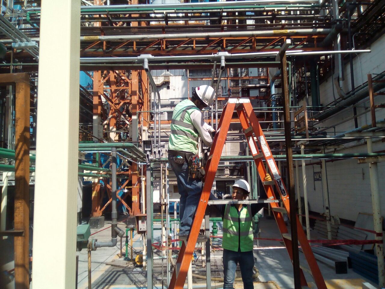 Oficial Electricista